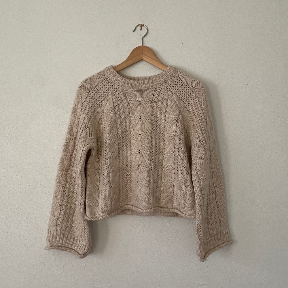 Universal Thread Cable Knit Crop Sweater Wide Sleeve Chunky Crewneck Capsule